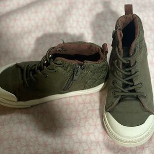 SIZE 10C Shoe Boots